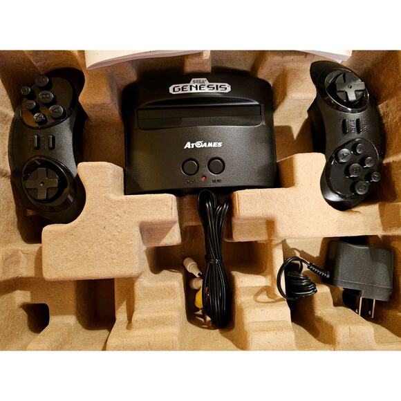 AtGames Sega Genesis Classic Mini Game Console w/ 80 Built-In Games - 2016 Model - Picture 6 of 7